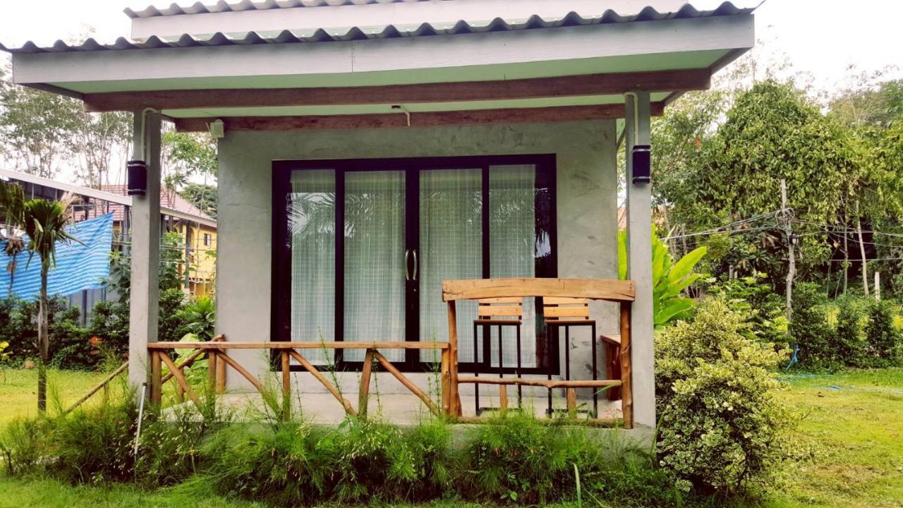 Home No.9 Ko Lanta 外观 照片